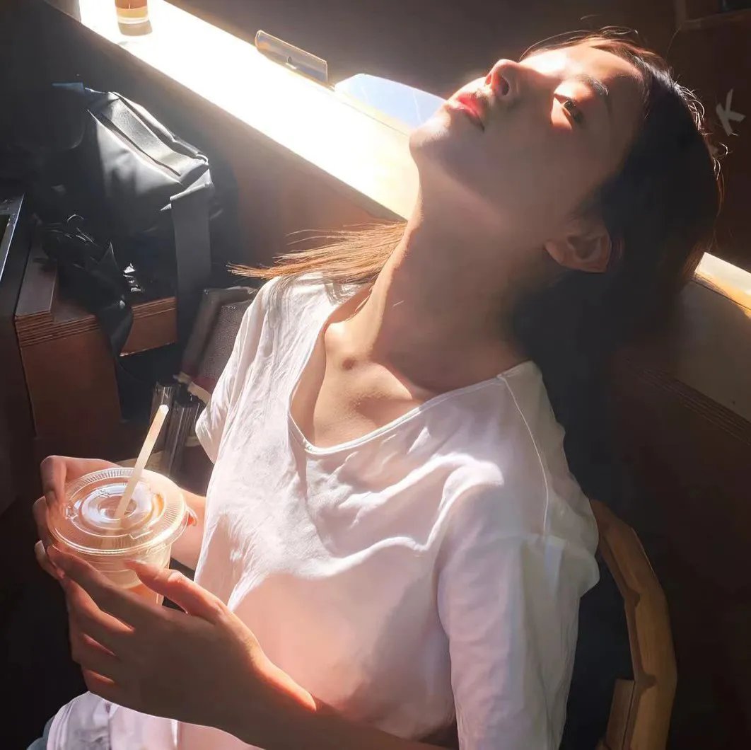 我们全村都不是人